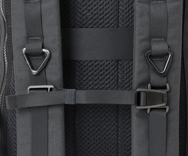 �����٤�Υ٥�ƥ��ա� CIE ���� �ץ饤���� 2WAY�Хå��ѥå� �ʥ��顼���֥�å��� 035000