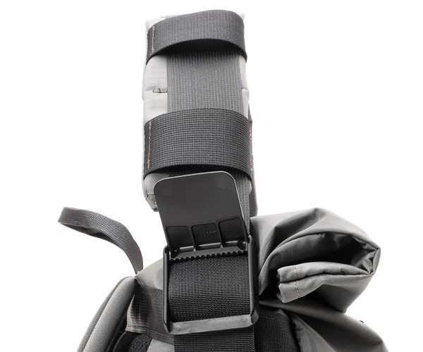 �����٤�Υ٥�ƥ��ա� CIE ���� �ץ饤���� 2WAY�Хå��ѥå� �ʥ��顼�����졼�� 035000