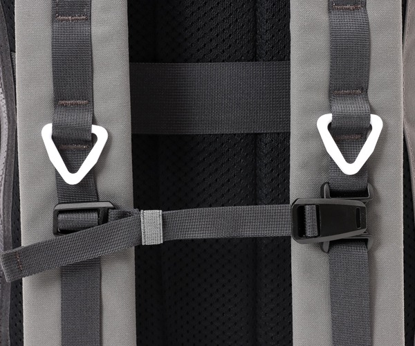 �����٤�Υ٥�ƥ��ա� CIE ���� �ץ饤���� 2WAY�Хå��ѥå� �ʥ��顼�����졼�� 035000