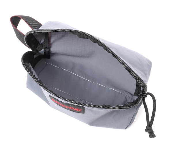 �֥꡼�ե��� BRIEFING �饤�ȥܥå����ݡ��� S LIGHT BOX POUCH S �ʥ��顼���֥롼���졼�� BRA241A14