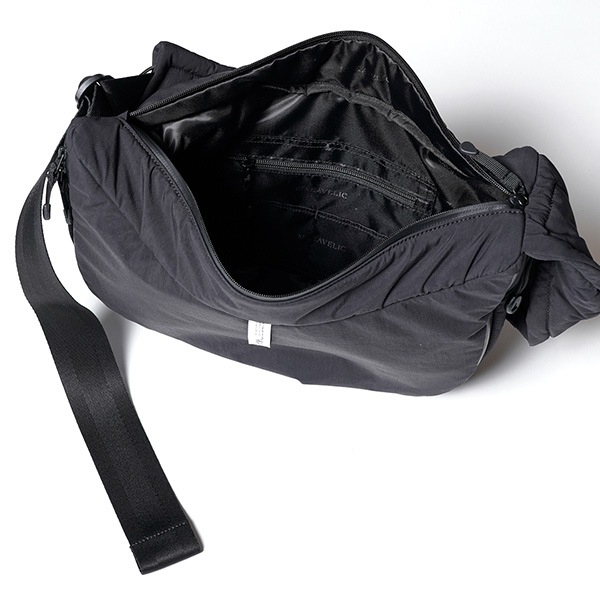 �����٤�Υ٥�ƥ��ա� MAKAVELIC �ޥ���٥�å� ZEPHYR LA LUNE SHOULDER BAG ���������Хå� �ʥ��顼���������ͥ��ӡ��� 3125-10515