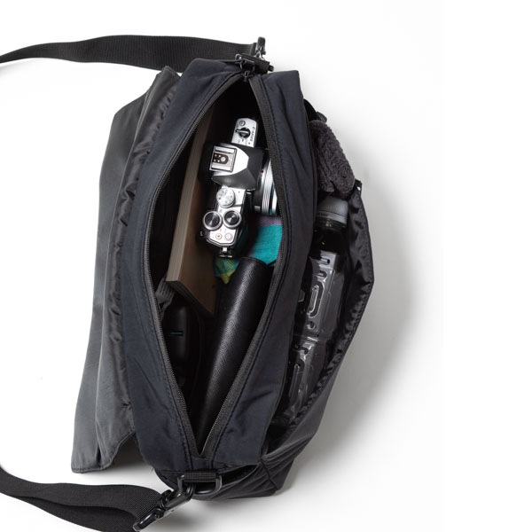 ٤Υ٥ƥա MAKAVELIC ޥ٥å ZEPHYR BUZZ SD01 SHOULDER BAG Хå ʥ顼ͥӡ 312410303