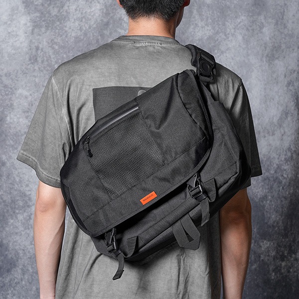 �����٤�Υ٥�ƥ��ա� MAKAVELIC �ޥ���٥�å� CHASE SIGNAL MESSENGER BAG ��å��󥸥㡼�Хå� �ʥ��顼���֥�å��� 3125-10517