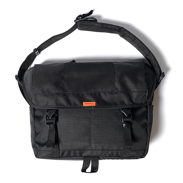 �����٤�Υ٥�ƥ��ա� MAKAVELIC �ޥ���٥�å� CHASE SIGNAL MESSENGER BAG ��å��󥸥㡼�Хå� �ʥ��顼���֥�å��� 3125-10517