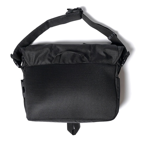 �����٤�Υ٥�ƥ��ա� MAKAVELIC �ޥ���٥�å� CHASE SIGNAL MESSENGER BAG ��å��󥸥㡼�Хå� �ʥ��顼���֥�å��� 3125-10517