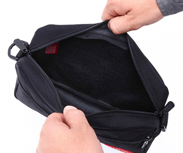 Manhattan Portage �ޥ�ϥå���ݡ��ơ��� ���������Хå��ʥ��顼���֥�å���MP1404L