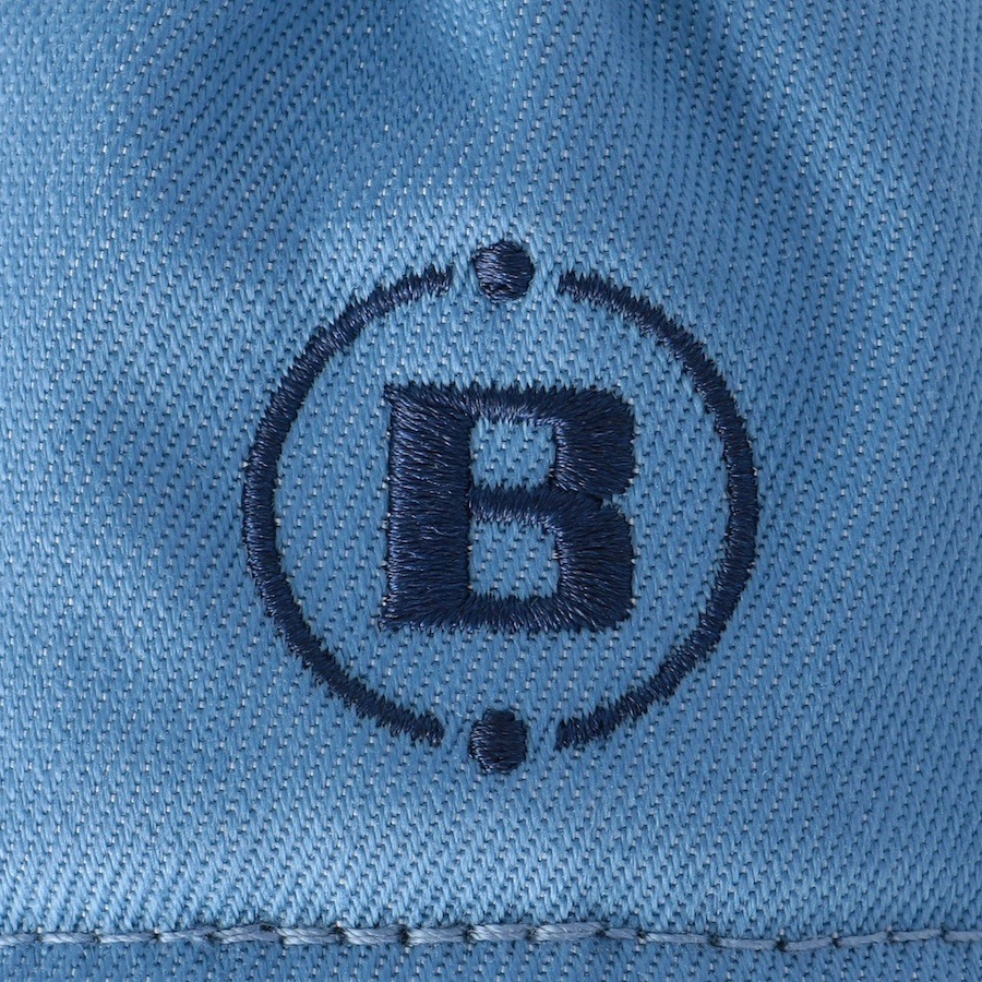 �����٤�Υ٥�ƥ��ա� �֥꡼�ե��� BRIEFING �桼�ƥ���ƥ����С� UTILITY COVER FD �ʥ��顼���ǥ˥�֥롼�� BRG251G48