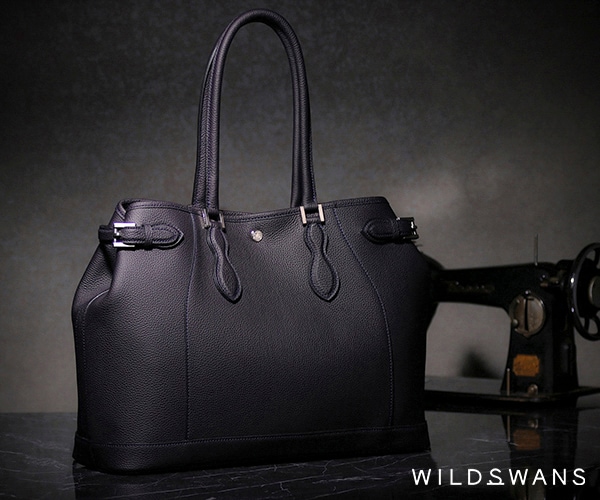★極美品★WILD SWANS ラファロ シュランケンカーフ マルチケース 黒 ☆極美品☆WILD SWANS ラファロ シュランケンカーフ マルチ