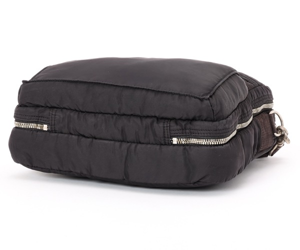 �����٤�Υ٥�ƥ��ա� �ݡ��������饷�å� �����ѡ��ʥ����� ����ץ륷�������Хå� �ʥ��顼���֥�å��� PORTER CLASSIC 015-3075