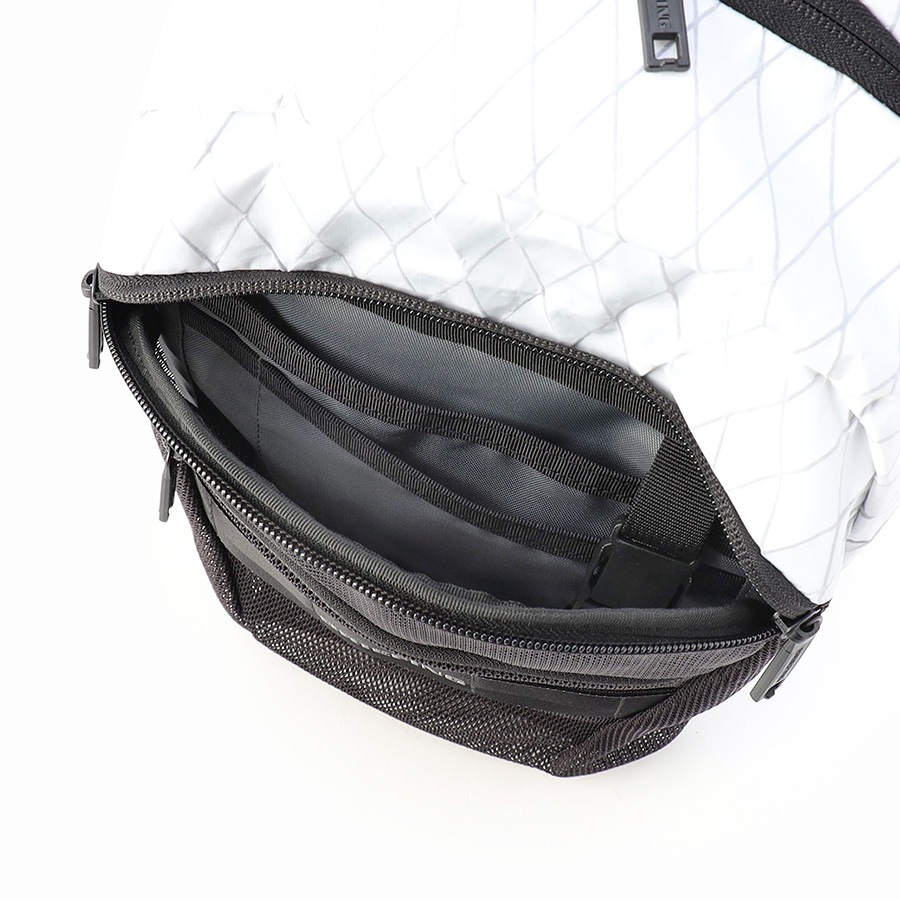 �����٤�Υ٥�ƥ��ա� �֥꡼�ե��� BRIEFING �ܥǥ��Хå� MFC SLING XP �ʥ��顼���֥�å��� BRA241L74
