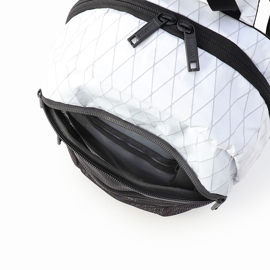 �����٤�Υ٥�ƥ��ա� �֥꡼�ե��� BRIEFING �ܥǥ��Хå� MFC SLING XP �ʥ��顼���֥�å��� BRA241L74