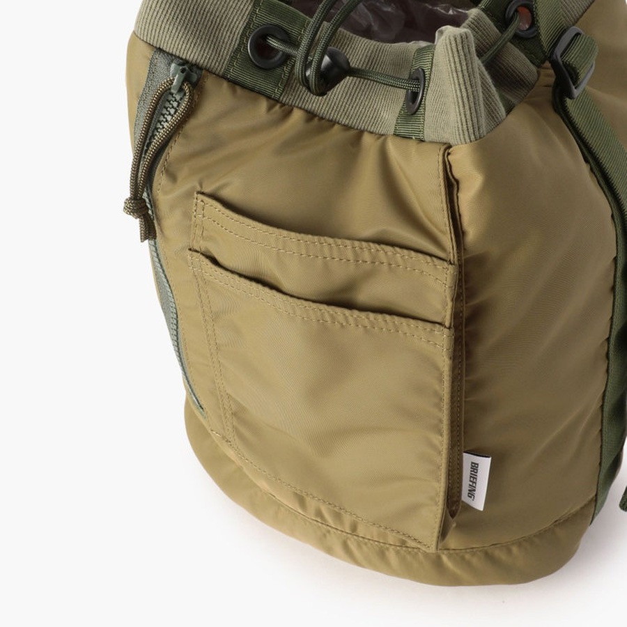 �����٤�Υ٥�ƥ��աۥ֥꡼�ե��� BRIEFING �ɥ������ȥ�󥰥������� L DRAWSTRING SHOULDER L �ʥ��顼���֥�å��� BRA253L54