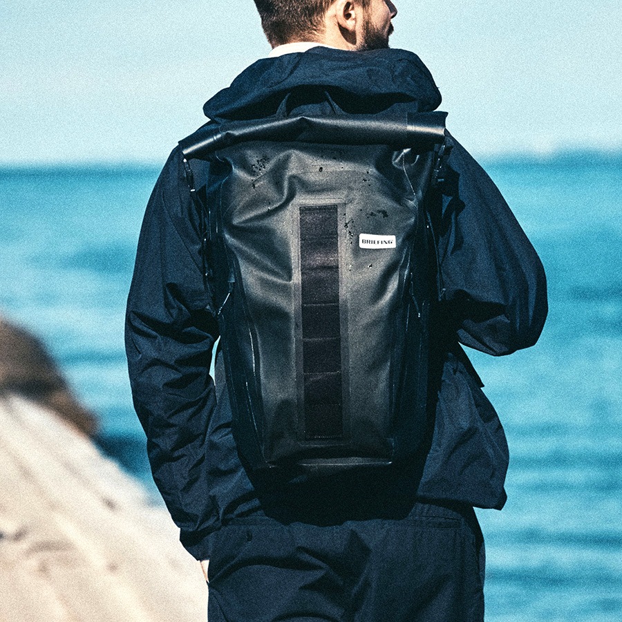 �����٤�Υ٥�ƥ��ա� �֥꡼�ե��� BRIEFING �Хå��ѥå� RAINTO PACK �ʥ��顼���֥�å��� BRA241P66