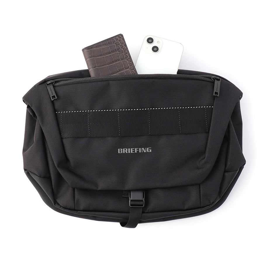 �����٤�Υ٥�ƥ��ա� �֥꡼�ե��� BRIEFING ��å��󥸥㡼�Хå� S MFC MESSENGER S WR �ʥ��顼���֥�å��� BRA243L02