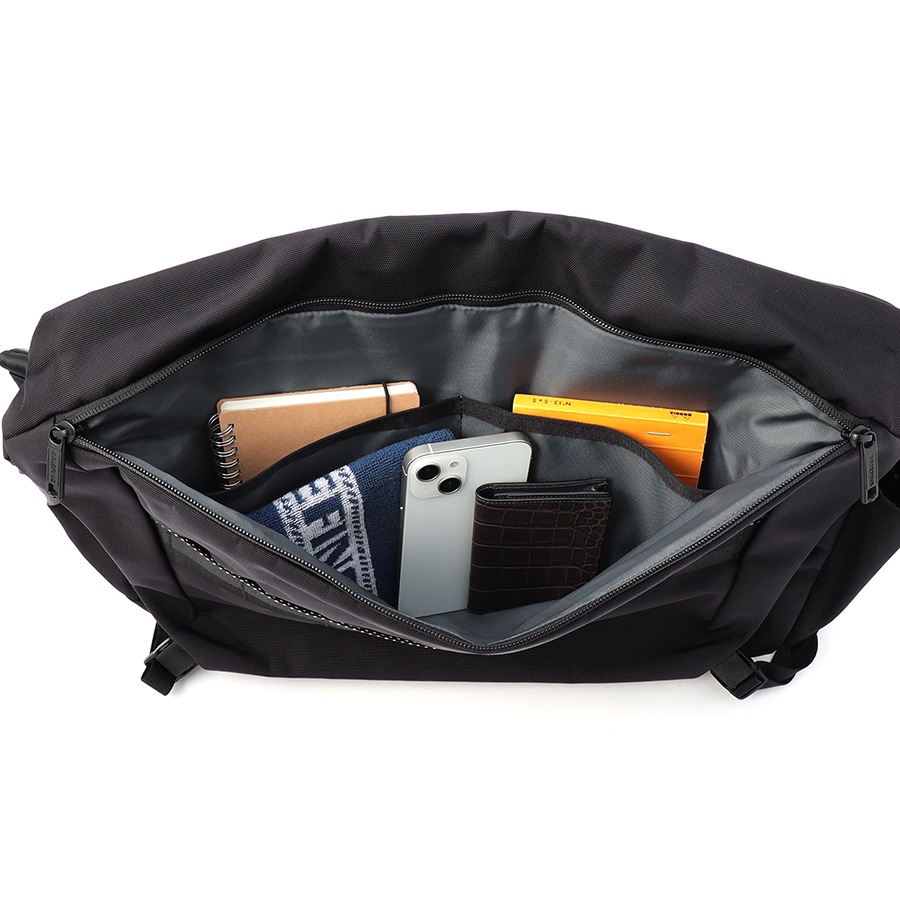 �����٤�Υ٥�ƥ��ա� �֥꡼�ե��� BRIEFING ��å��󥸥㡼�Хå� L MFC MESSENGER L WR �ʥ��顼���֥�å��� BRA243L03