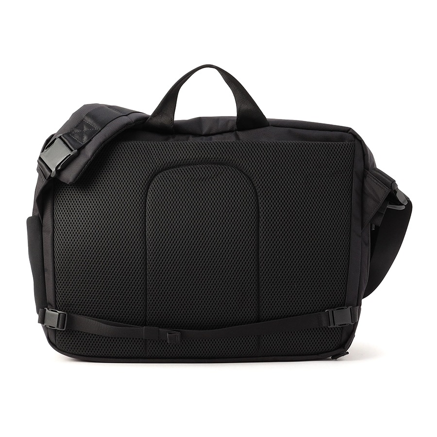 �����٤�Υ٥�ƥ��ա� �֥꡼�ե��� BRIEFING ��å��󥸥㡼�Хå� L MFC MESSENGER L WR �ʥ��顼���֥�å��� BRA243L03