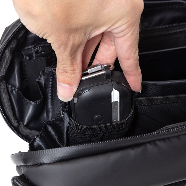 �����٤�Υ٥�ƥ��ա� MAKAVELIC �ޥ���٥�å� LUDUS SORT MULTI POUCH �ޥ���ݡ��� �ʥ��顼���֥�å��� 3126-30701