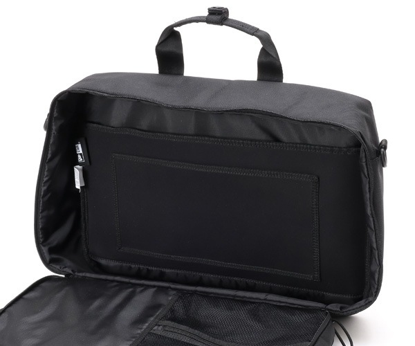 �����٤�Υ٥�ƥ��ա� NEW ERA �˥塼���� �����Х� �桼�ƥ���ƥ� 3WAY �֥꡼�եХå� 26L �ʥ��顼���֥�å��� 14521357