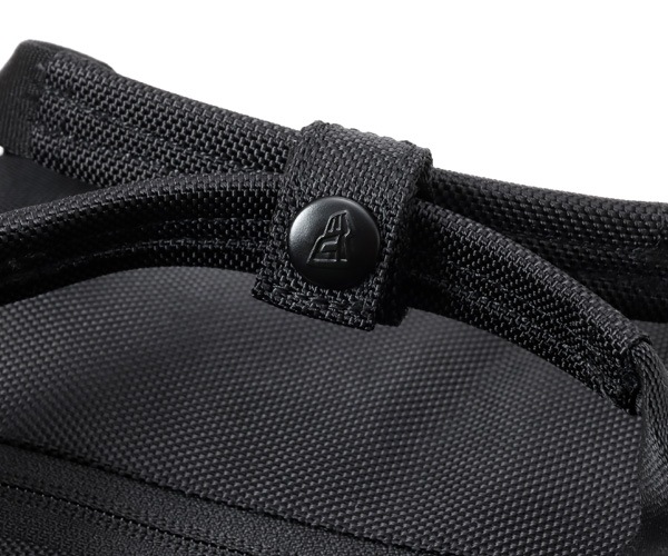 �����٤�Υ٥�ƥ��ա� NEW ERA �˥塼���� �����Х� �桼�ƥ���ƥ� 3WAY �֥꡼�եХå� 26L �ʥ��顼���֥�å��� 14521357