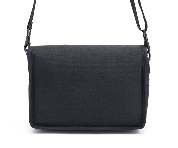 �����٤�Υ٥�ƥ��ա�Manhattan Portage �ޥ�ϥå���ݡ��ơ��� �����Хå��ʥ��顼���֥�å���MP1545
