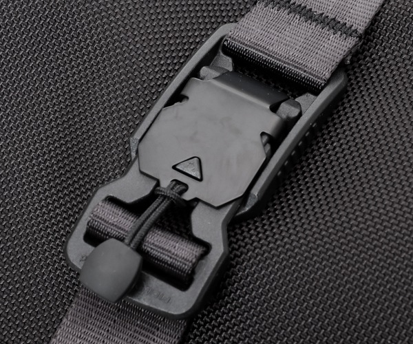 �ڸ���A5�Ρ��ȥ֥å��ץ쥼��ȡۡ����٤�Υ٥�ƥ��ա� Manhattan Portage BLACK LABEL �ޥ�ϥå���ݡ��ơ��� �֥�å��졼�٥� �Хå��ѥå� �ʥ��顼���֥�å��� MP1261JRBL-BB