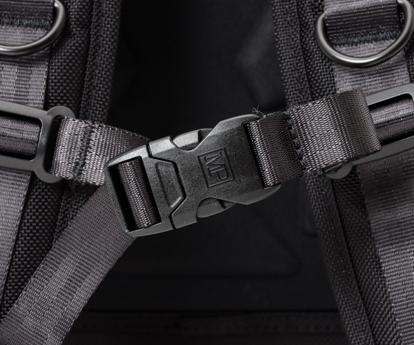 �ڸ���A5�Ρ��ȥ֥å��ץ쥼��ȡۡ����٤�Υ٥�ƥ��ա� Manhattan Portage BLACK LABEL �ޥ�ϥå���ݡ��ơ��� �֥�å��졼�٥� �Хå��ѥå� �ʥ��顼���֥�å��� MP1261JRBL-BB