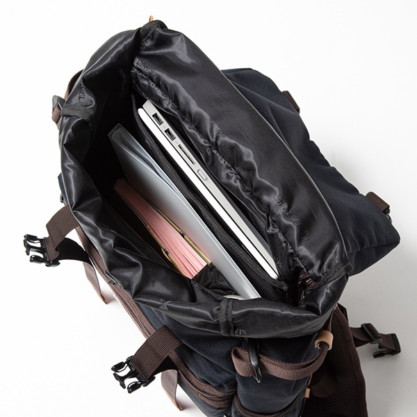 �����٤�Υ٥�ƥ��ա� MAKAVELIC �ޥ���٥�å� TRUCKS DOUBLE BELT ADMIX DAYPACK �ǥ��ѥå� �ʥ��顼���������ͥ��ӡ��ߥ�åɡ� 3124-10101