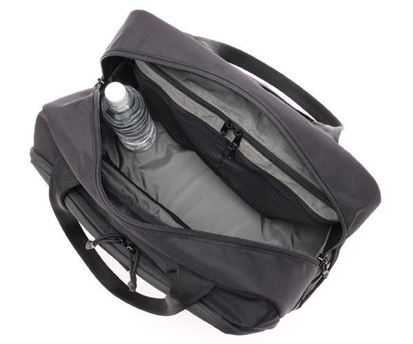 �����٤�Υ٥�ƥ��ա� �֥꡼�ե��� BRIEFING �ܥ��ȥ�Хå� OVAL BOSTON �ʥ��顼���֥�å��� BRA233N17