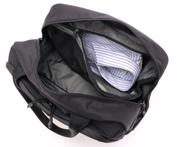 �����٤�Υ٥�ƥ��ա� �֥꡼�ե��� BRIEFING �ܥ��ȥ�Хå� OVAL BOSTON �ʥ��顼���֥�å��� BRA233N17