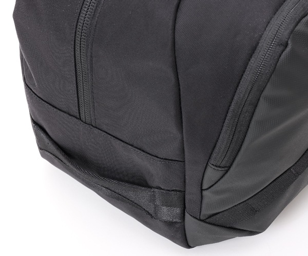 �����٤�Υ٥�ƥ��ա� �֥꡼�ե��� BRIEFING �ܥ��ȥ�Хå� OVAL BOSTON �ʥ��顼���֥�å��� BRA233N17