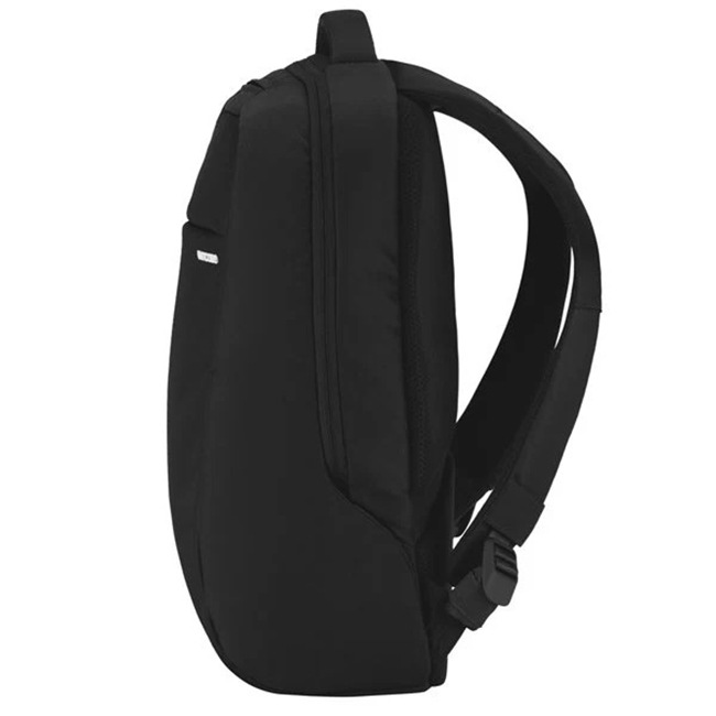 �����٤�Υ٥�ƥ��ա�Incase ���󥱡��� ICON Lite Pack 22L �Хå��ѥå� �ʥ��顼���֥�å��� 37171010