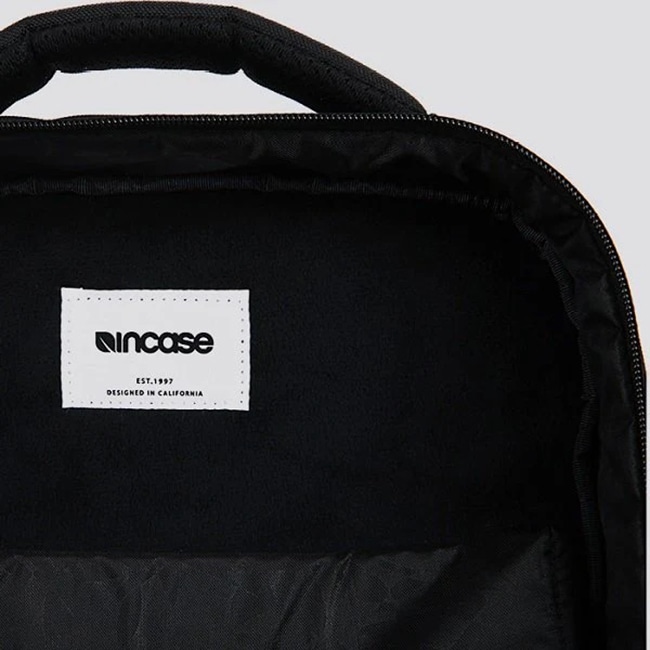 �����٤�Υ٥�ƥ��ա�Incase ���󥱡��� ICON Lite Pack 22L �Хå��ѥå� �ʥ��顼���֥�å��� 37171010