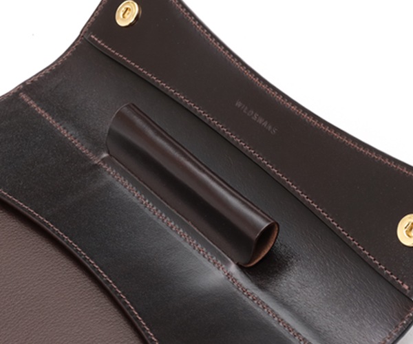 50%OFF ワイルドスワンズ　ノートカバー サドルプルアップA5 ワイルドスワンズ オウル A5 サドルプルアップ 黒 選べるノベルティ付