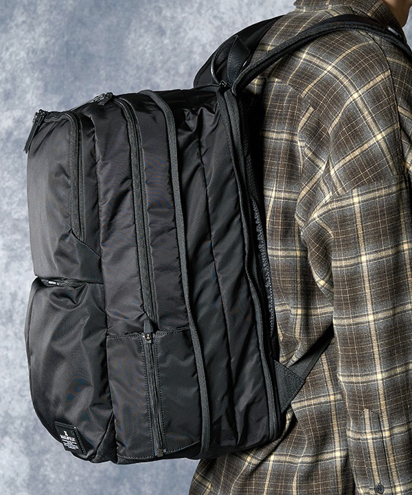 �����٤�Υ٥�ƥ��ա� MAKAVELIC �ޥ���٥�å� BBC2 BACKPACK �Хå��ѥå� �ʥ��顼���֥�å��� 3122-10110