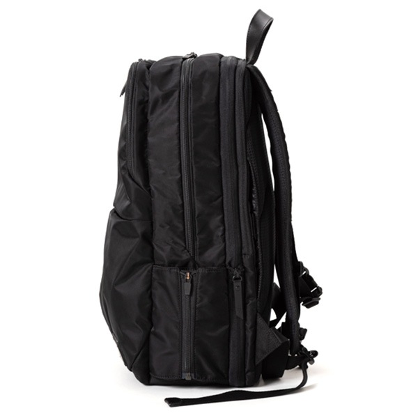 �����٤�Υ٥�ƥ��ա� MAKAVELIC �ޥ���٥�å� BBC2 BACKPACK �Хå��ѥå� �ʥ��顼���֥�å��� 3122-10110