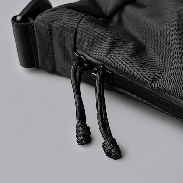 �����٤�Υ٥�ƥ��ա� ALPAKA ����ѥ� FLIGHT SATCHEL 11L ����󥰥Хå� �ʥ��顼���֥�å��� 4246