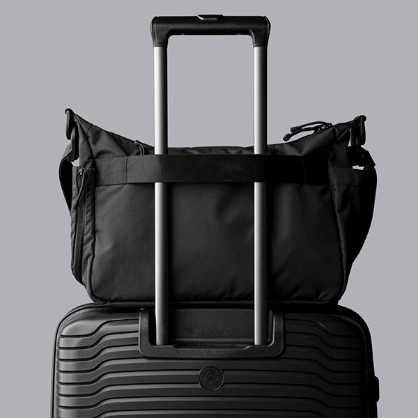 �����٤�Υ٥�ƥ��ա� ALPAKA ����ѥ� FLIGHT SATCHEL 11L ����󥰥Хå� �ʥ��顼���֥�å��� 4246