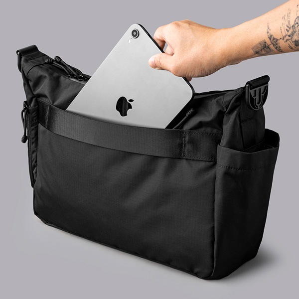 �����٤�Υ٥�ƥ��ա� ALPAKA ����ѥ� FLIGHT SATCHEL 11L ����󥰥Хå� �ʥ��顼���֥�å��� 4246