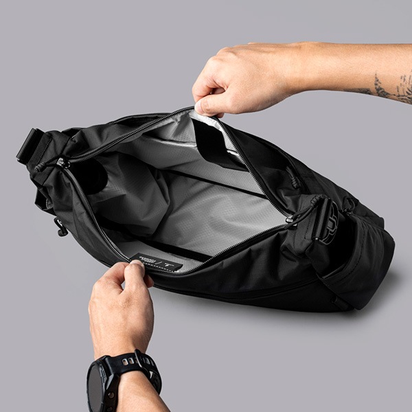 �����٤�Υ٥�ƥ��ա� ALPAKA ����ѥ� FLIGHT SATCHEL 11L ����󥰥Хå� �ʥ��顼���֥�å��� 4246