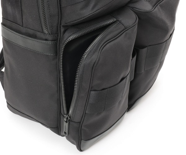 �����٤�Υ٥�ƥ��ա� �֥꡼�ե��� BRIEFING �Хå��ѥå� PACK COMP �ʥ��顼���֥�å��� BRA233P52