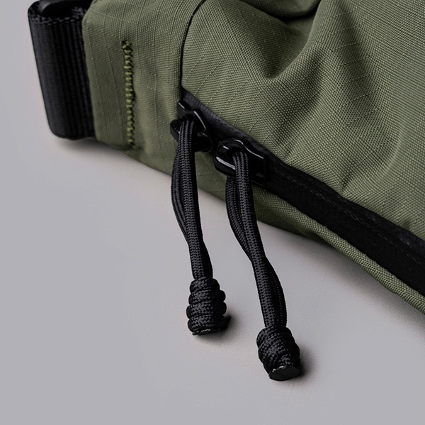 �����٤�Υ٥�ƥ��ա� ALPAKA ����ѥ� FLIGHT SATCHEL 11L ����󥰥Хå� �ʥ��顼�����꡼��� 4246
