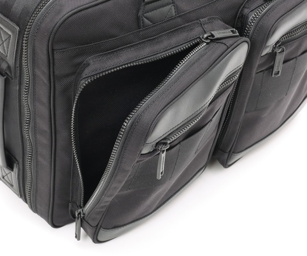 �����٤�Υ٥�ƥ��ա� �֥꡼�ե��� BRIEFING 2WAY�Хå��ѥå� TRINITY COMP �ʥ��顼���֥�å��� BRA233P53