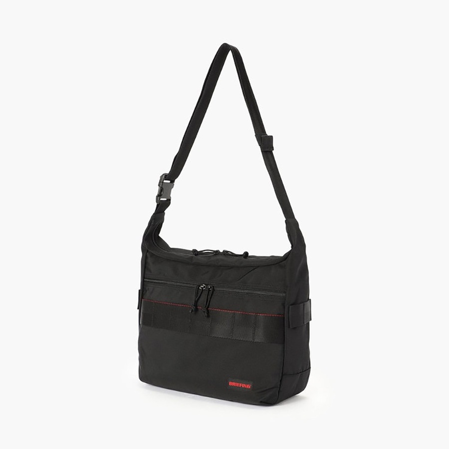 �����٤�Υ٥�ƥ��ա� �֥꡼�ե��� BRIEFING ���������Хå� M MULTI SHOULDER M MW �ʥ��顼���֥�å��� BRA261L04