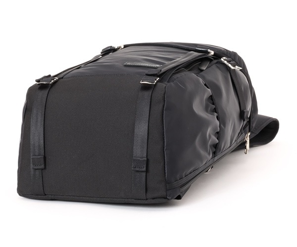 �����٤�Υ٥�ƥ��ա� master-piece �ޥ������ԡ��� �饤�ȥ˥�ver.2 �ե�åץХå��ѥå� �ʥ��顼���֥�å��� 02110-v2