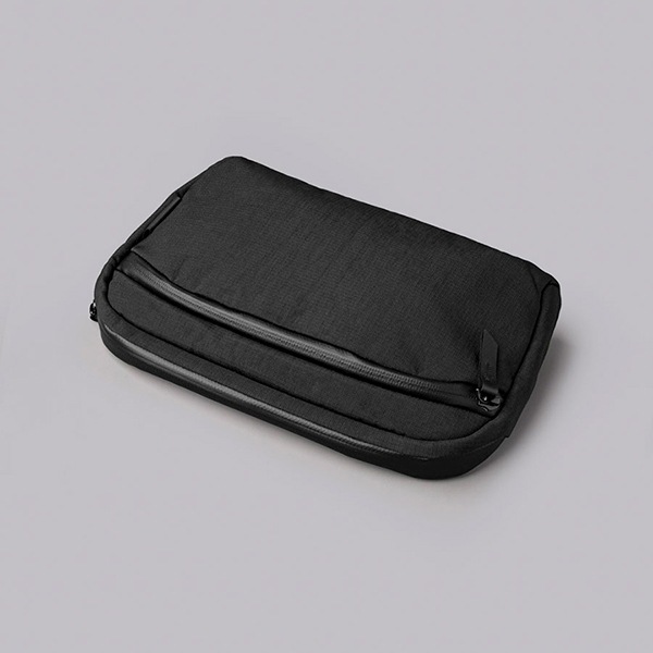 �����٤�Υ٥�ƥ��ա� ALPAKA ����ѥ� FLIGHT SLING 2L AXOFLUX ����󥰥Хå� �ʥ��顼���֥�å�N�� 4129