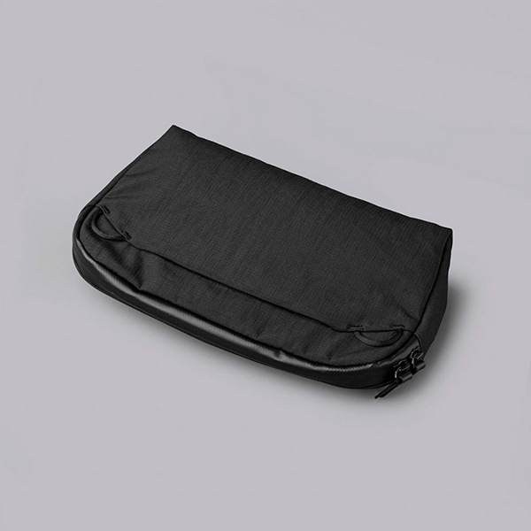 �����٤�Υ٥�ƥ��ա� ALPAKA ����ѥ� FLIGHT SLING 2L AXOFLUX ����󥰥Хå� �ʥ��顼���֥�å�N�� 4129