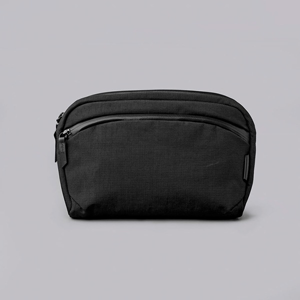 �����٤�Υ٥�ƥ��ա� ALPAKA ����ѥ� FLIGHT SLING 2L AXOFLUX ����󥰥Хå� �ʥ��顼���֥�å�N�� 4129