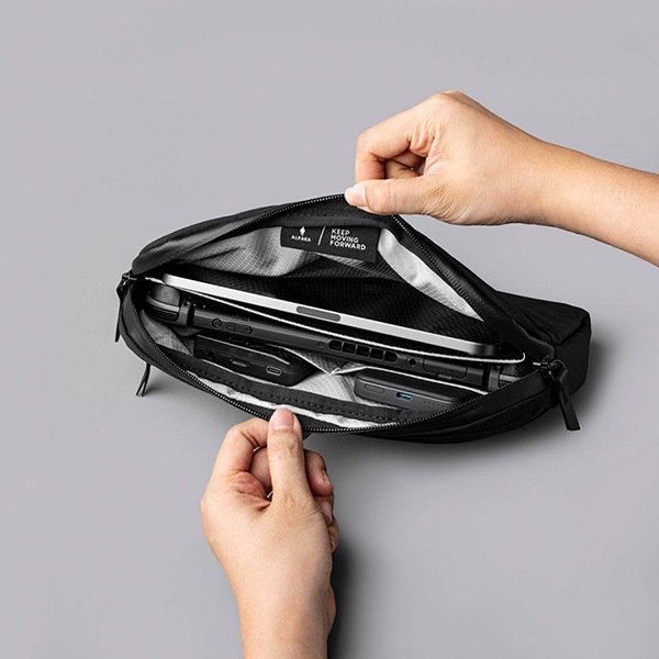 �����٤�Υ٥�ƥ��ա� ALPAKA ����ѥ� FLIGHT SLING 2L AXOFLUX ����󥰥Хå� �ʥ��顼���֥�å�N�� 4129