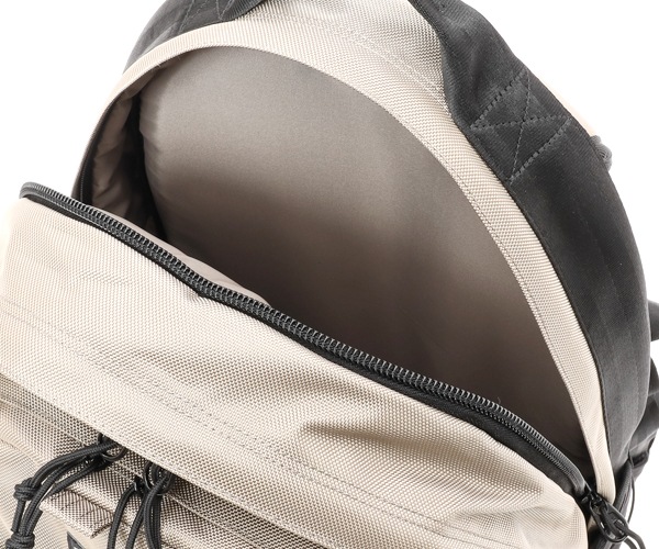 �����٤�Υ٥�ƥ��ա� NEW ERA �˥塼���� ����ꥢ�ѥå� 35L �١�����/�֥�å� �ʥ��顼���١������ 13518015