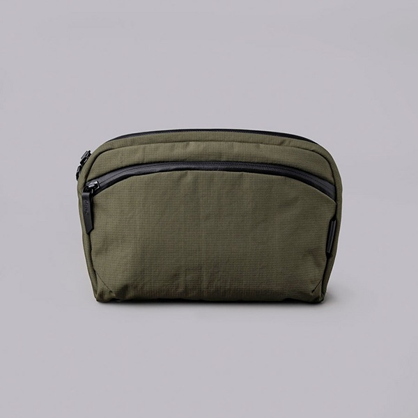 �����٤�Υ٥�ƥ��ա� ALPAKA ����ѥ� FLIGHT SLING 2L AXOFLUX ����󥰥Хå� �ʥ��顼�����꡼��N�ߥ��졼�� 4129